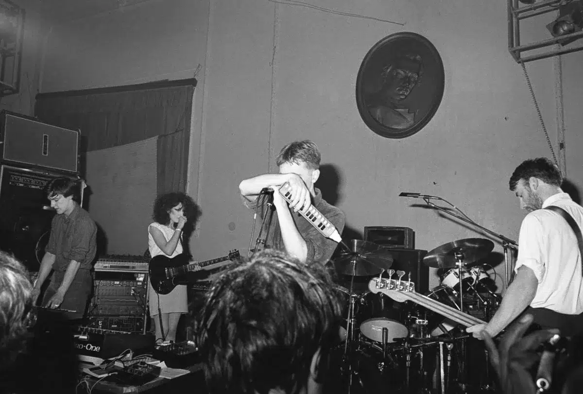 “Ceremony”: A 45 años del primer single de New Order tras la muerte de Ian Curtis